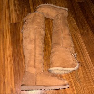 Knee High Uggs